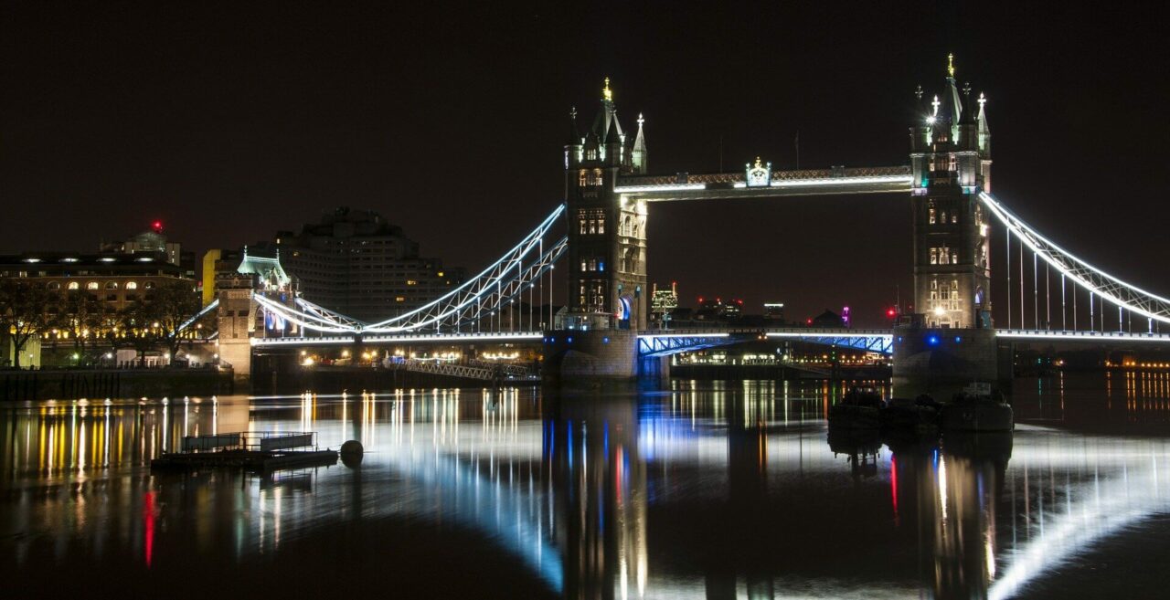 london-bridge-1143467_1920